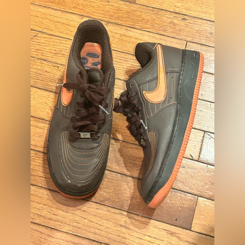 Nike Air Force 1 Charles Barkley XXV Brown and Orange Low-Top Sneakers size 8